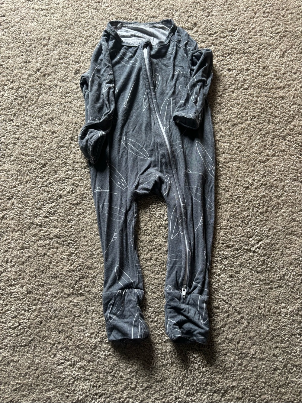 KAHAKAI
Surfboard Romper 6-12 months